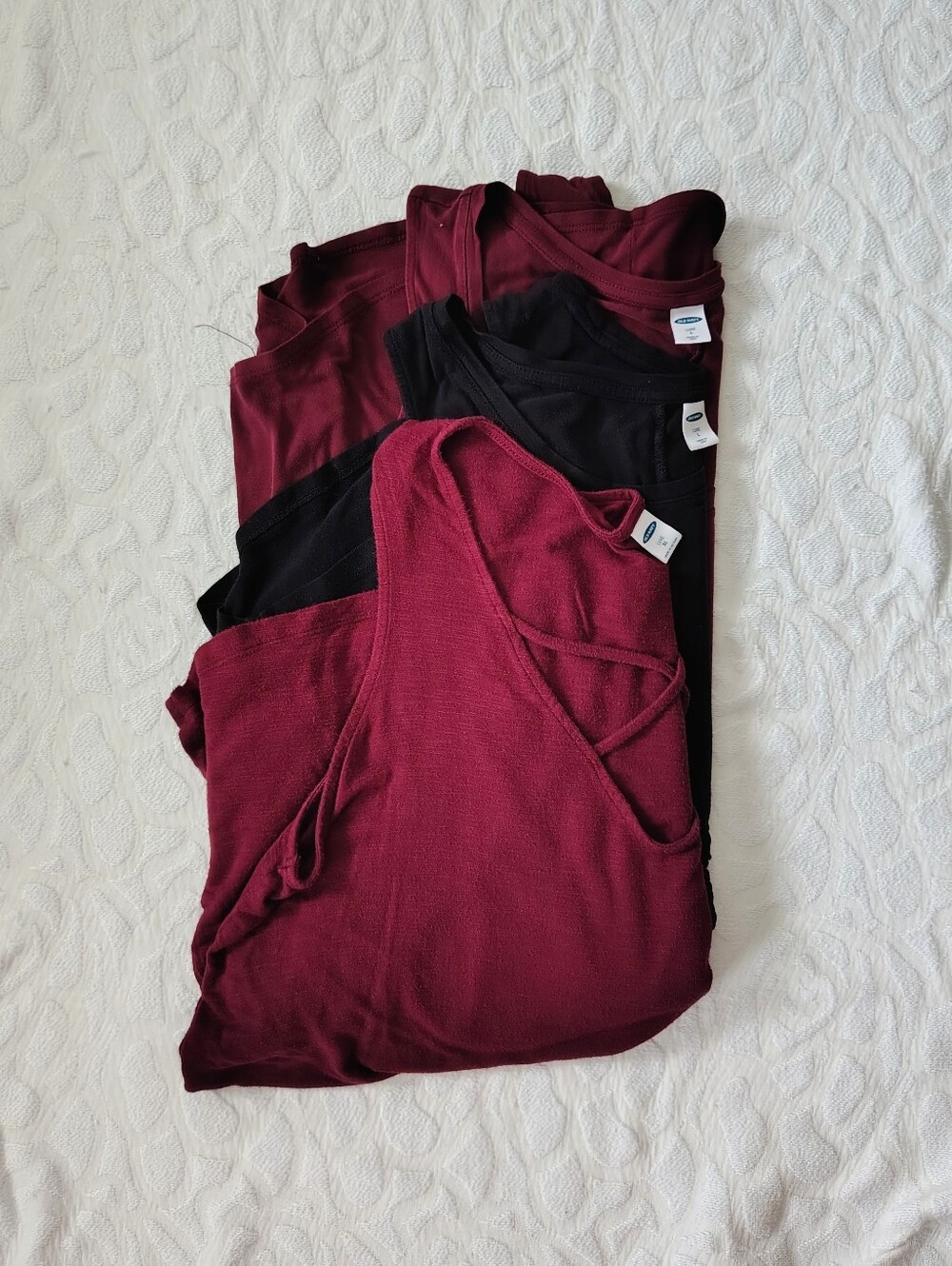 Lot Of 3 Old Navy Luxe Tank Tops L XL - Picture 10 of 10